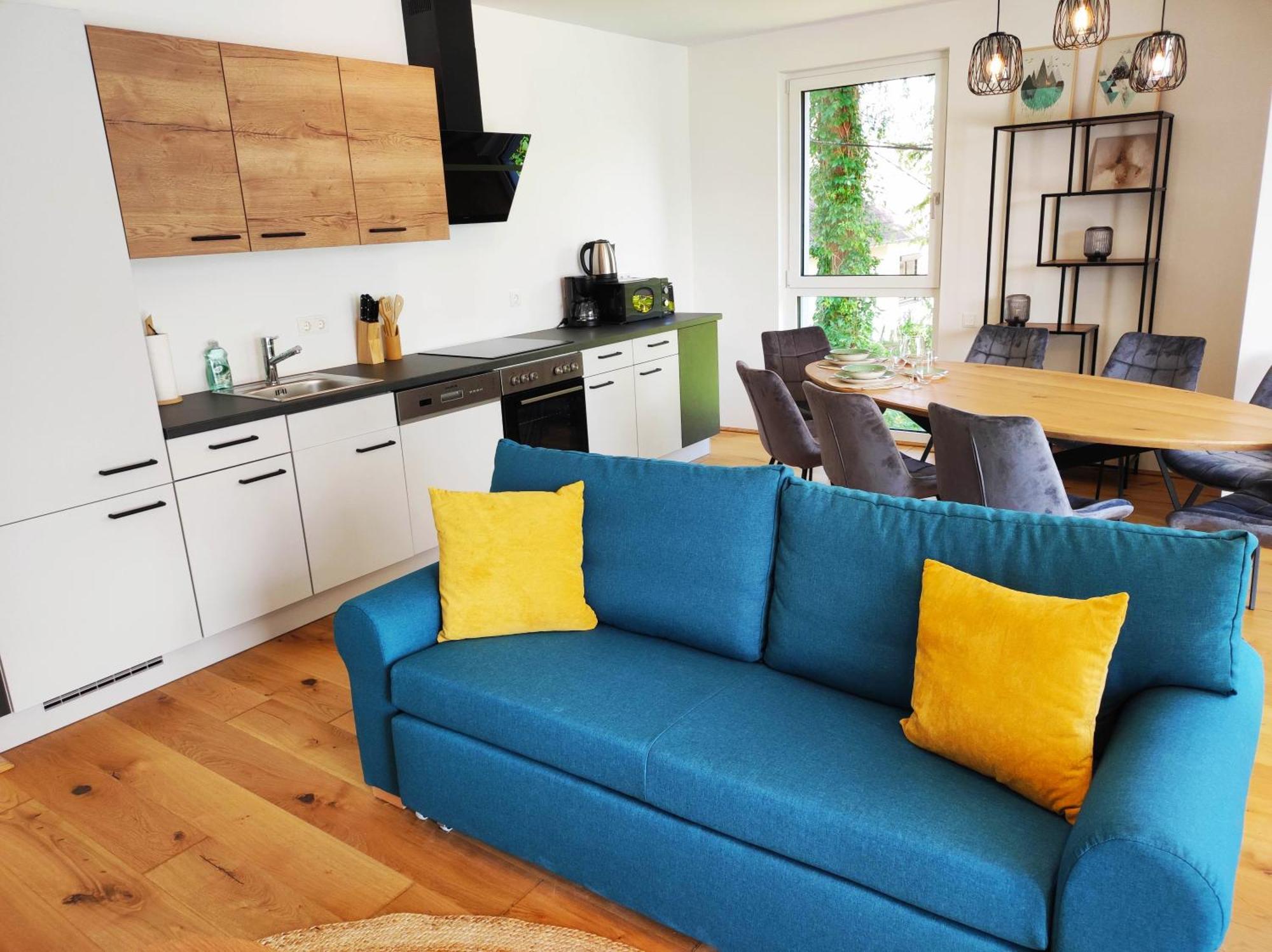 Appartement Roksox-home Gegenueber Des International Center Und Kaiserwasser