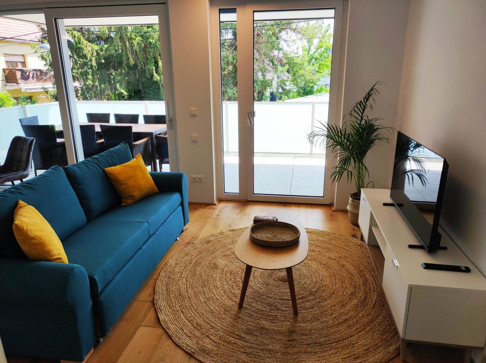 Appartement Roksox-home Gegenueber Des International Center Und Kaiserwasser